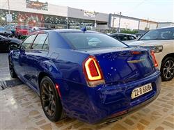 کرایسلەر 300